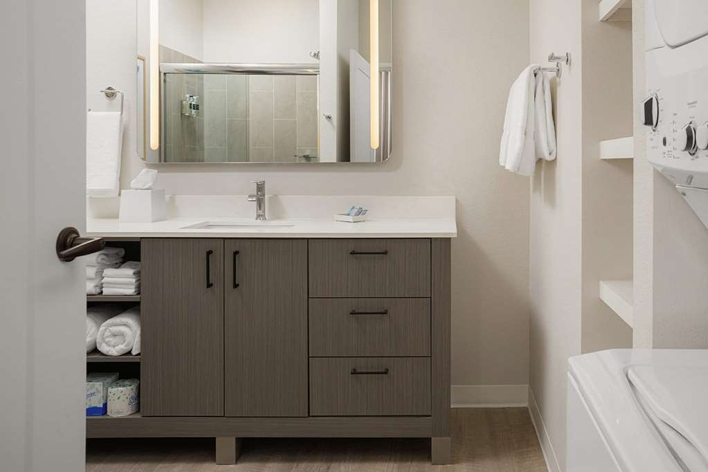 WaterWalk Extended Stay by Wyndham Jacksonville Deerwood Pk - photo 28