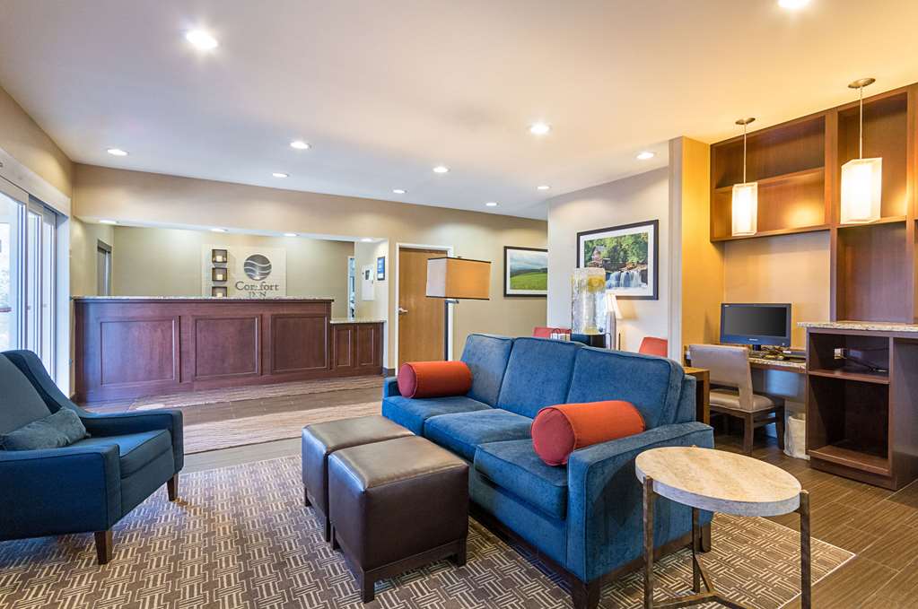 Comfort Inn Barboursville near Huntington Mall area - photo 6