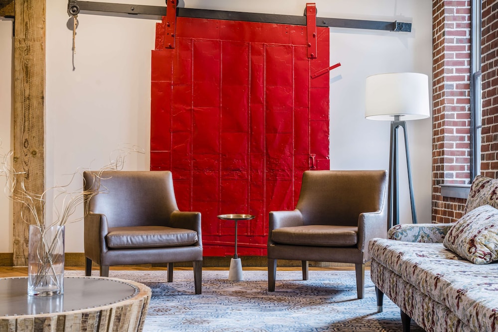 The Wilbur Lititz Tapestry Collection by Hilton - photo 14