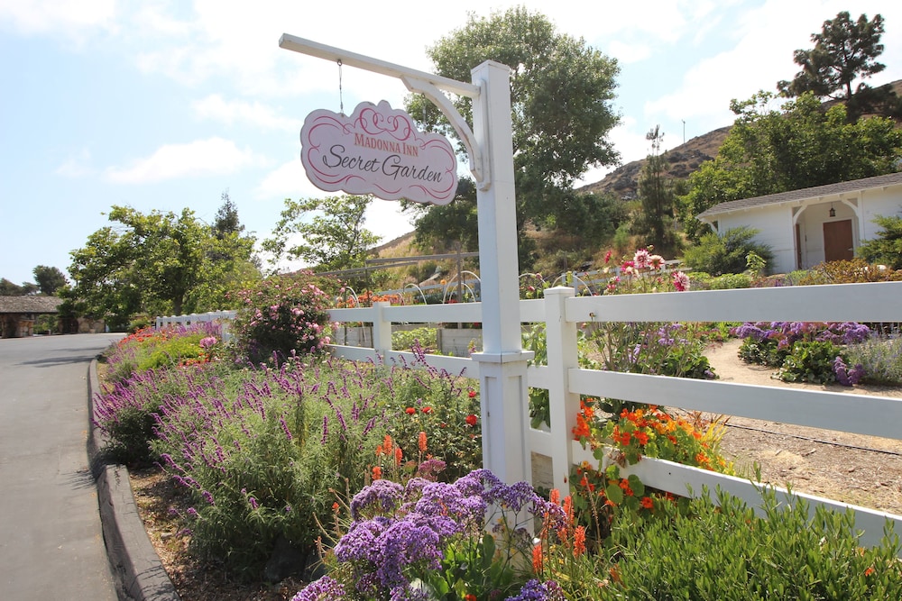 Madonna Inn - photo 77