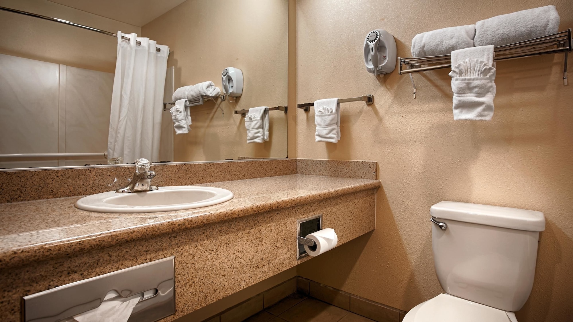 Colony Inn Hotel Atascadero - photo 3