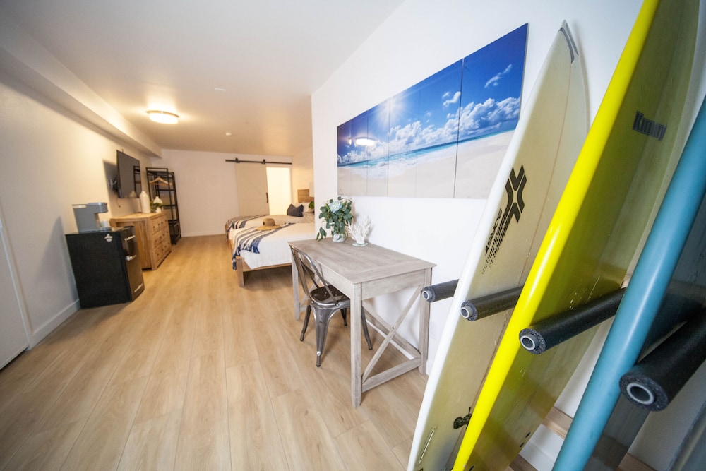 The Surfbreak Hotel - photo 11