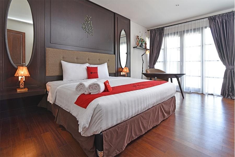 RedDoorz Plus near Pantai Jimbaran in Jimbaran, Indonesia