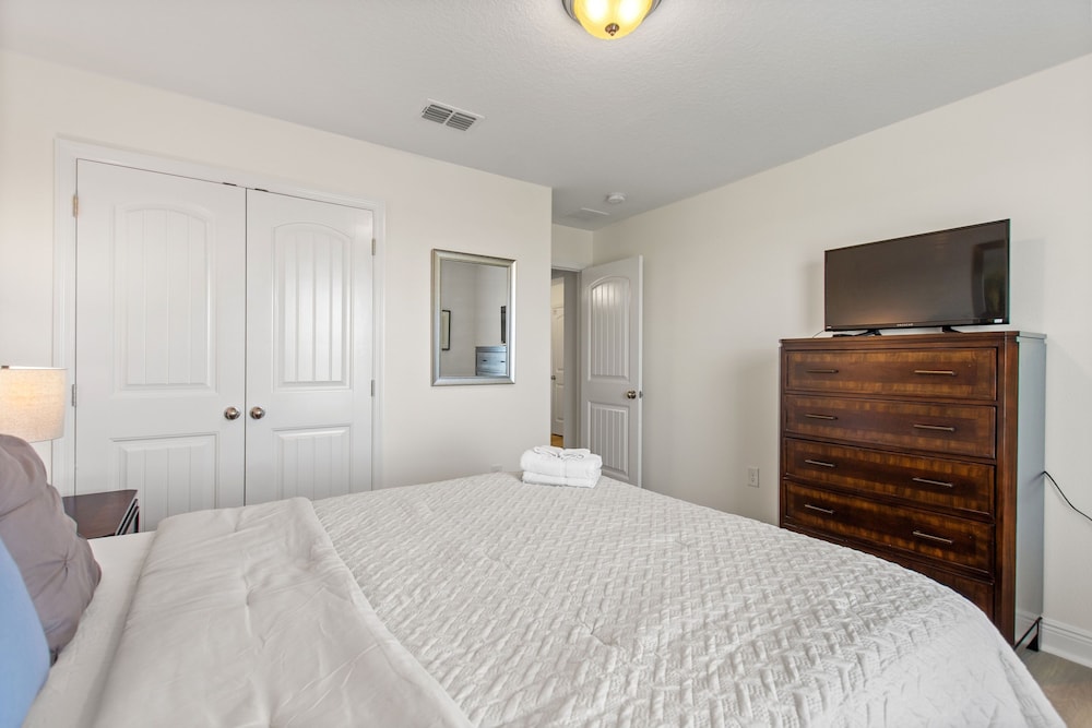 Leslies Retreat at Solterra Resort home - photo 10
