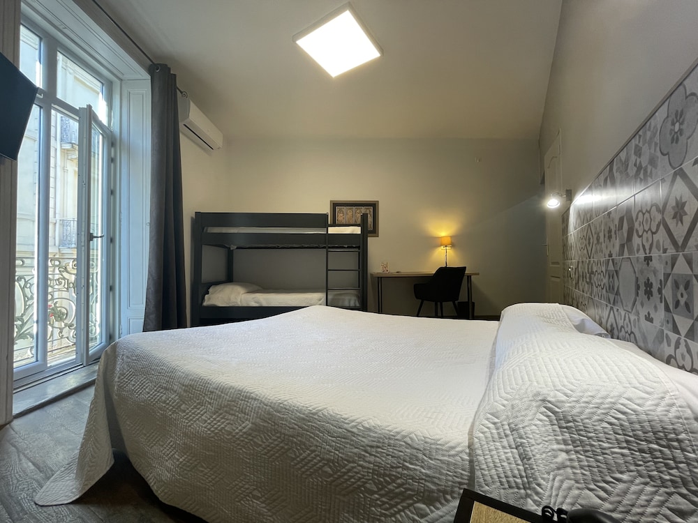 Hôtel Mistral Comédie Saint Roch in Montpellier, France