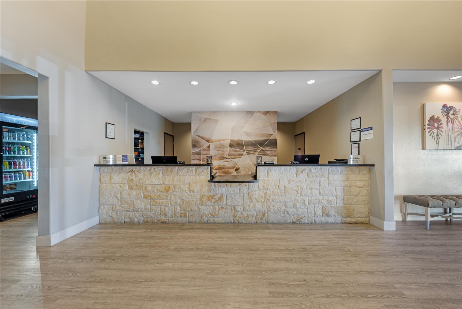 Best Western Plus Killeen Fort Cavazos Hotel & Suites - photo 9