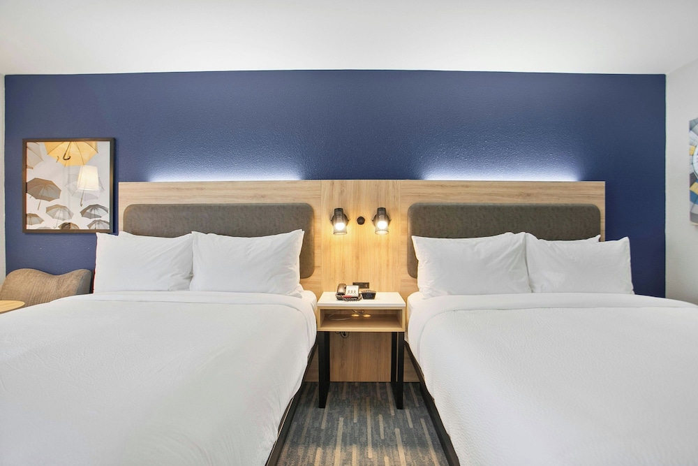 City Express by Marriott Duluth - photo 17