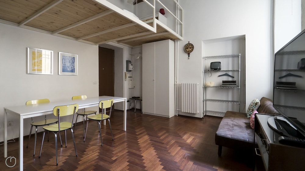 Mi Melz12c0 Melzo 12 Tc Mon Loft — Milan
