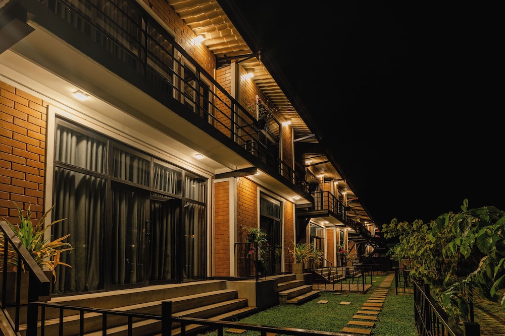 Waasala Transithotel in Ja Ela, Sri Lanka