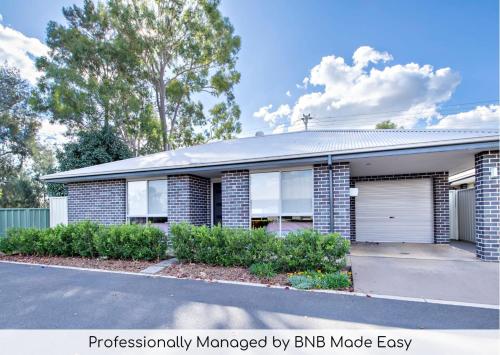 Mason's Lodge Family Entertainer Close to Mall — 4-Star Luxury Hotel in Dubbo, Australia
