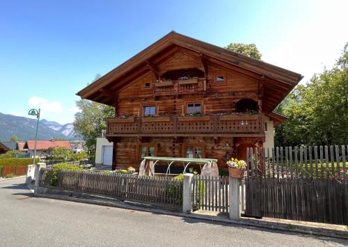 Appartement am Mühlrain — 4-Star Luxury Hotel in Saalfelden Am Steinernen Meer, Austria