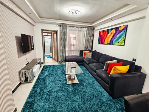 Modern 3 Bedroom Near Malls& City center