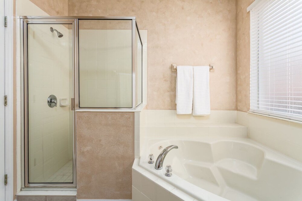 6 Br Pool and Spa Home in Aviana Resort - photo 26