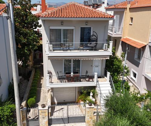 Villa Strati — 4-Star Luxury Hotel in Nafplio, Greece