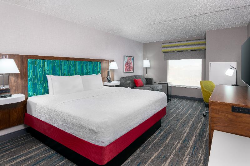 Hampton Inn & Suites Cleveland Beachwood - photo 48