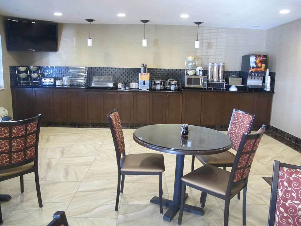 Best Western Woodland Inn - photo 15
