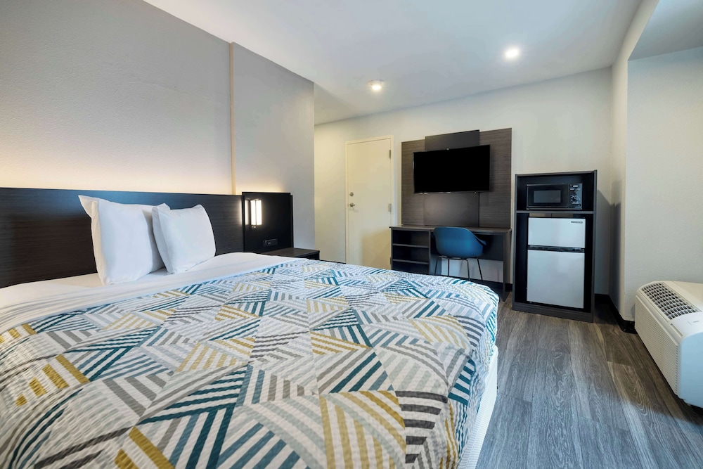 Motel 6 McAllen TX East - photo 21
