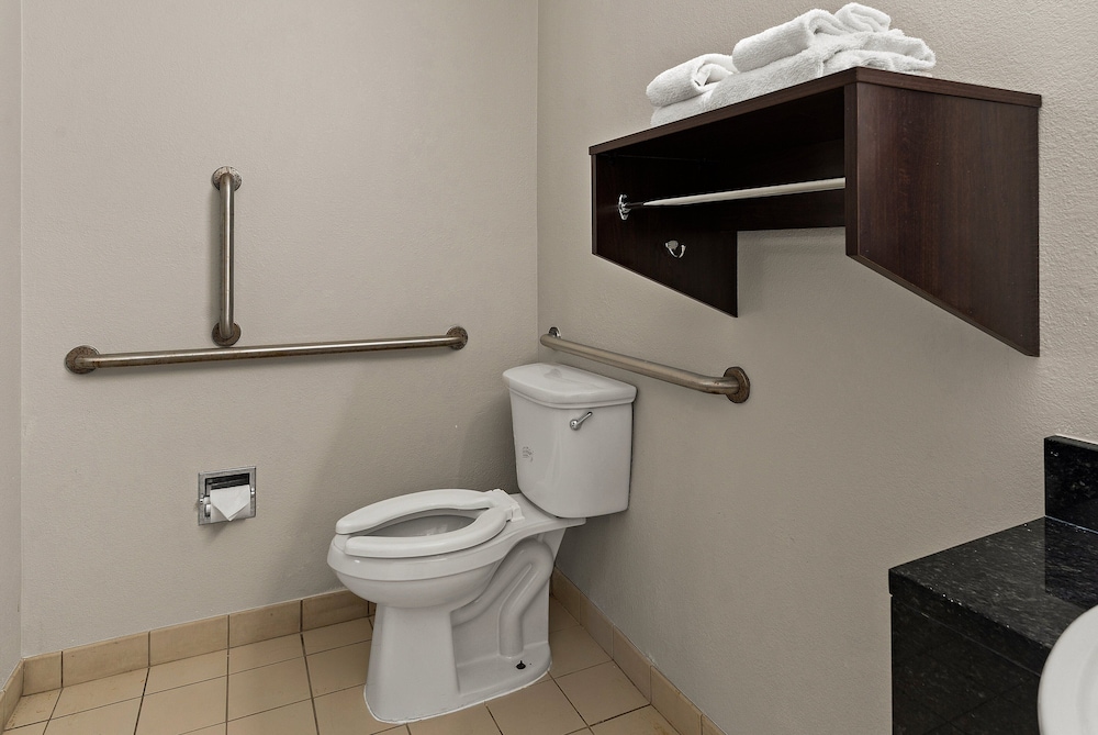 Red Roof Inn Spartanburg I 85 - photo 16