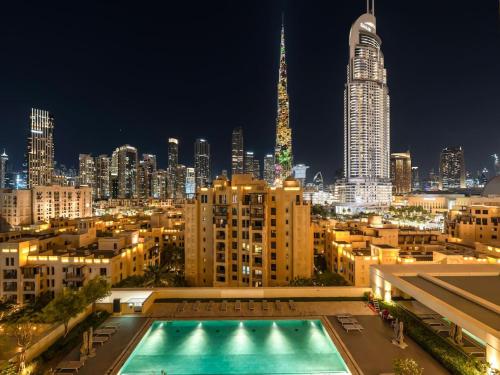 Manzil 2BR Downtown Full Burj Khalifa view — 4-Star Luxury Hotel in Dubai, United Arab Emirates