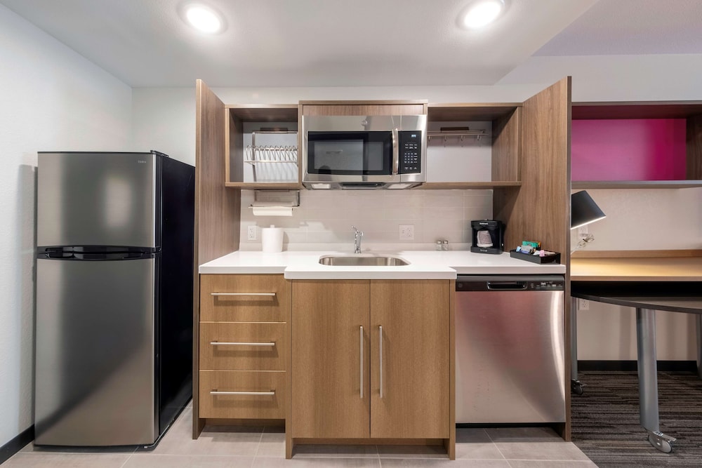 Home2 Suites by Hilton Portland Hillsboro - photo 21