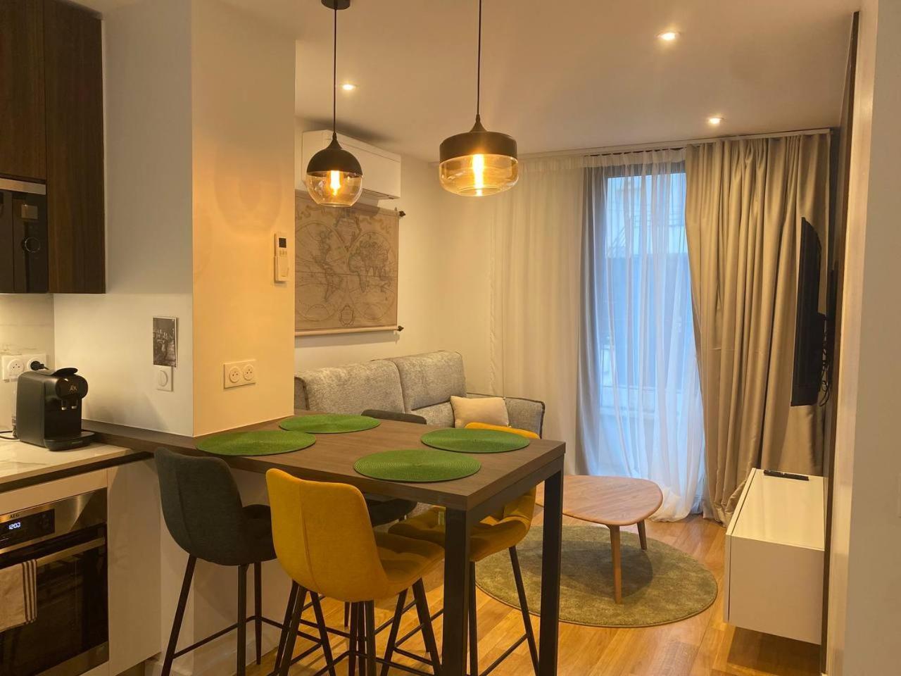 Appartement1 — Les Lilas — photo 2