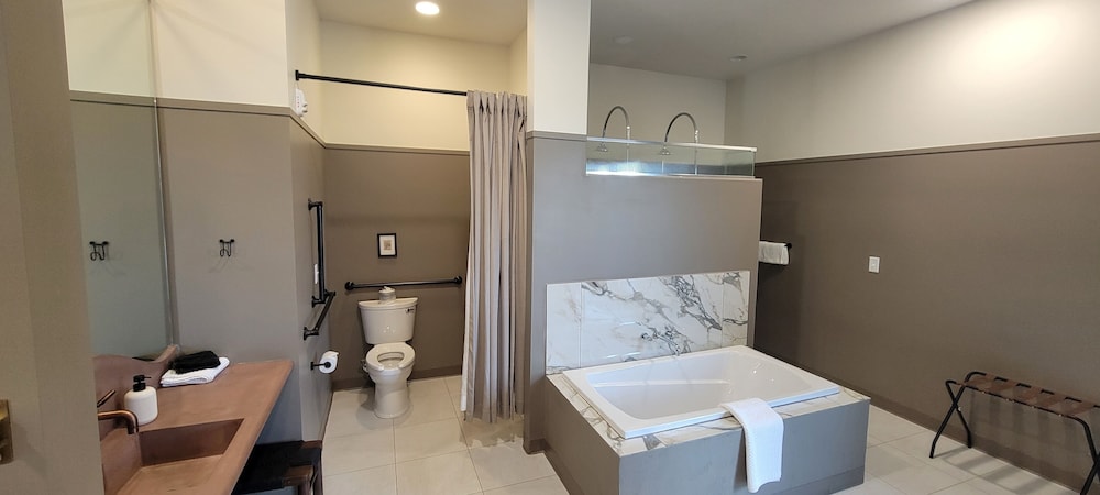 The Atlee Suites - photo 19