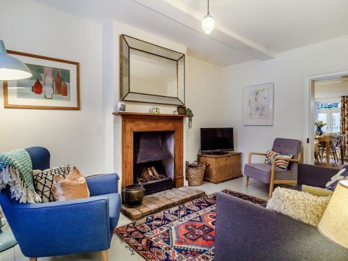 The Yellow Cottage On The Hill — 4-Star Luxury Hotel in Framlingham, United Kingdom