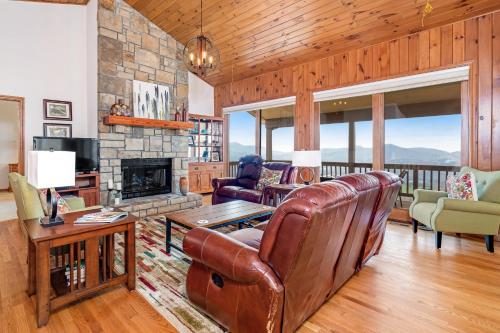 Fox Run Retreat — 4-Star Luxury Hotel in Banner Elk, United States