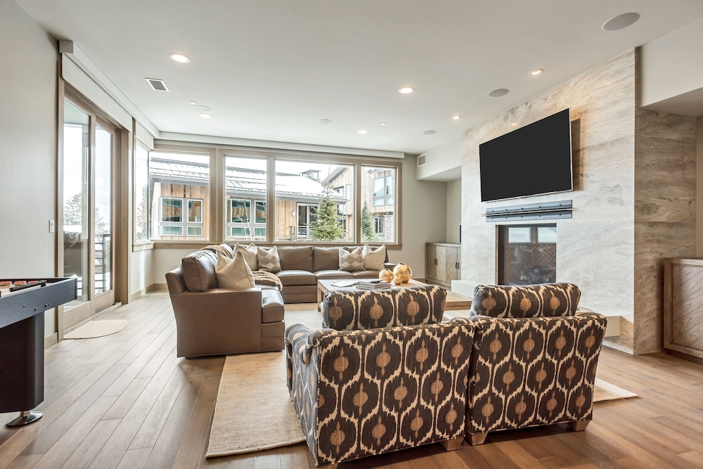 Premium Five Bedroom Suite 5 Apartment Hotel by Redawning - photo 15