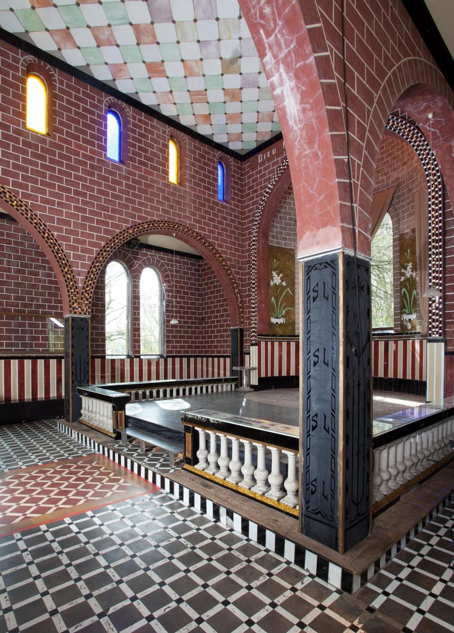 La Chapelle de Verre Un Lieu Unique Au Monde in Unknown City, Belgium