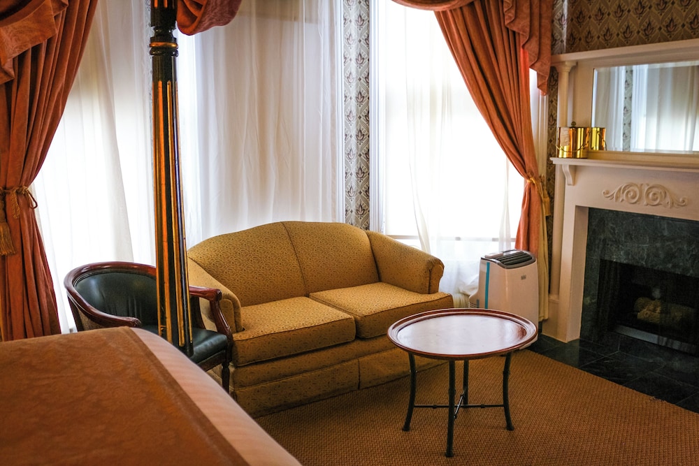 Hotel Majestic - photo 15