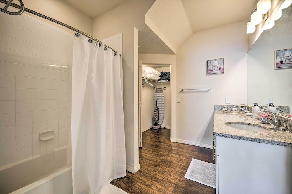 Resort Villa w Pool Access 7 Mi to Disney - photo 12