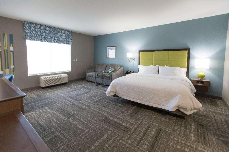Hampton Inn & Suites Stroud - photo 96