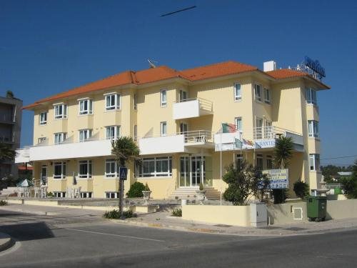 Hotel Santo Antonio Da Baia - carbon neutral hotel in Sao Martinho Do Porto
