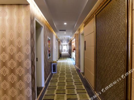 Yi Ning Wanjunge Hotel in Yining, People's Republic of China