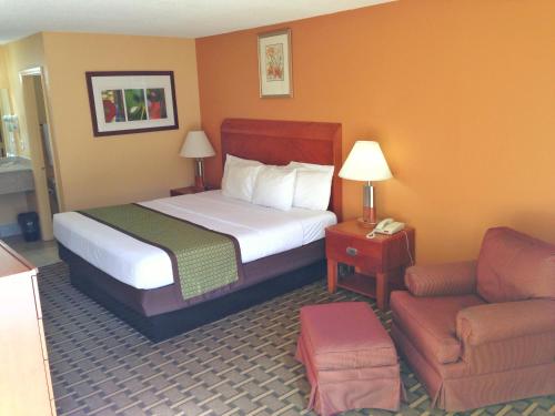 Inn Cheraw - photo 4