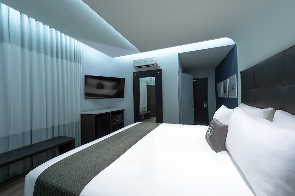 The Kent Hotel - photo 13