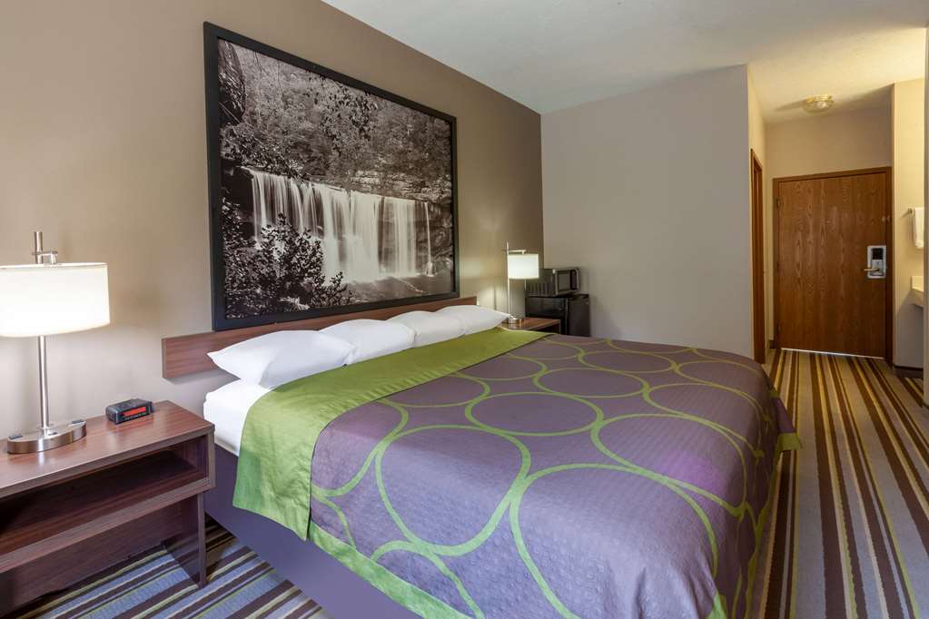 Super 8 by Wyndham La Grange KY - photo 13