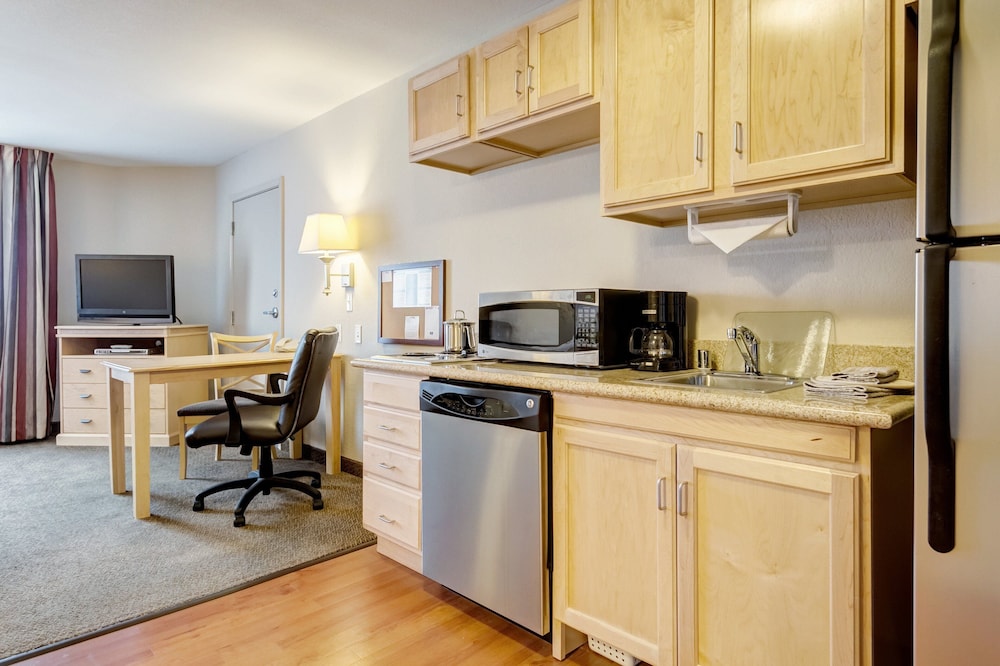 Candlewood Suites Paducah by IHG - photo 31