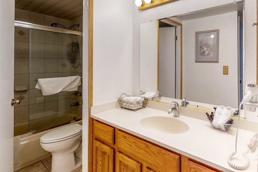 619 Lakefront - photo 63