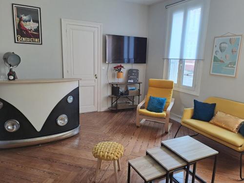 Le Chant des Bénédictins in Fecamp, France