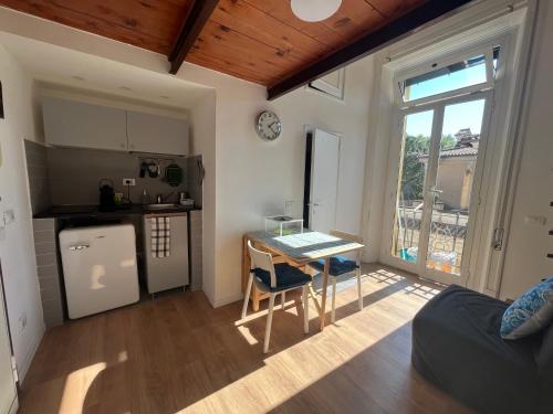 Studio flat ultimo piano in centro — 4-Star Luxury Hotel in Rome, Italy