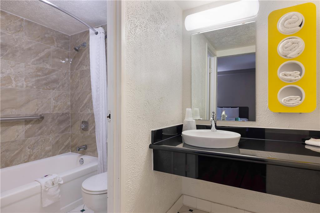 Motel 6 Beaumont TX - photo 12