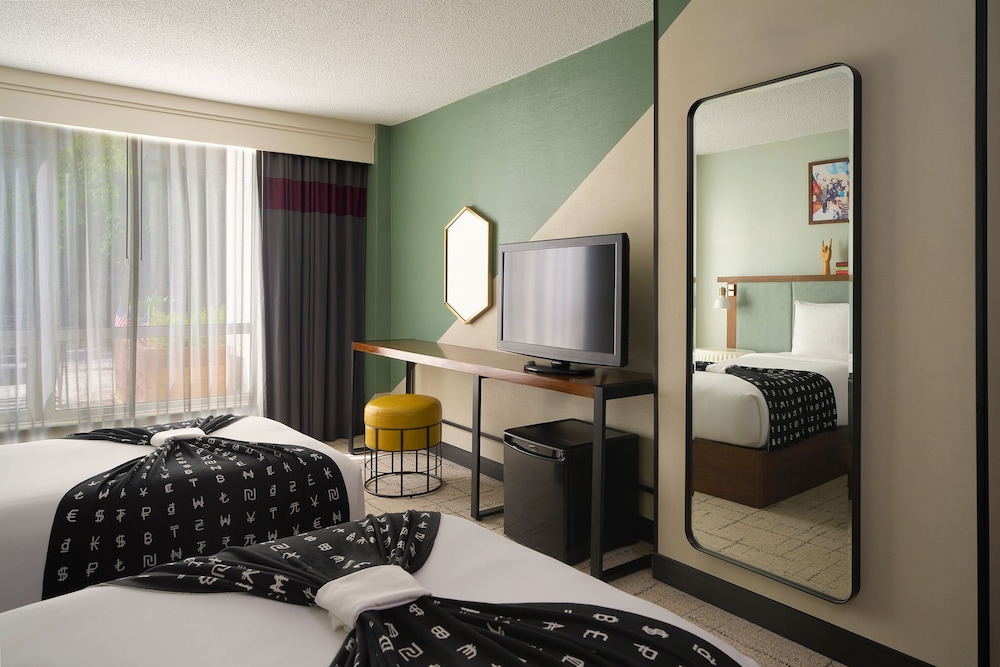 Hotel Rendale Washington DC - photo 9