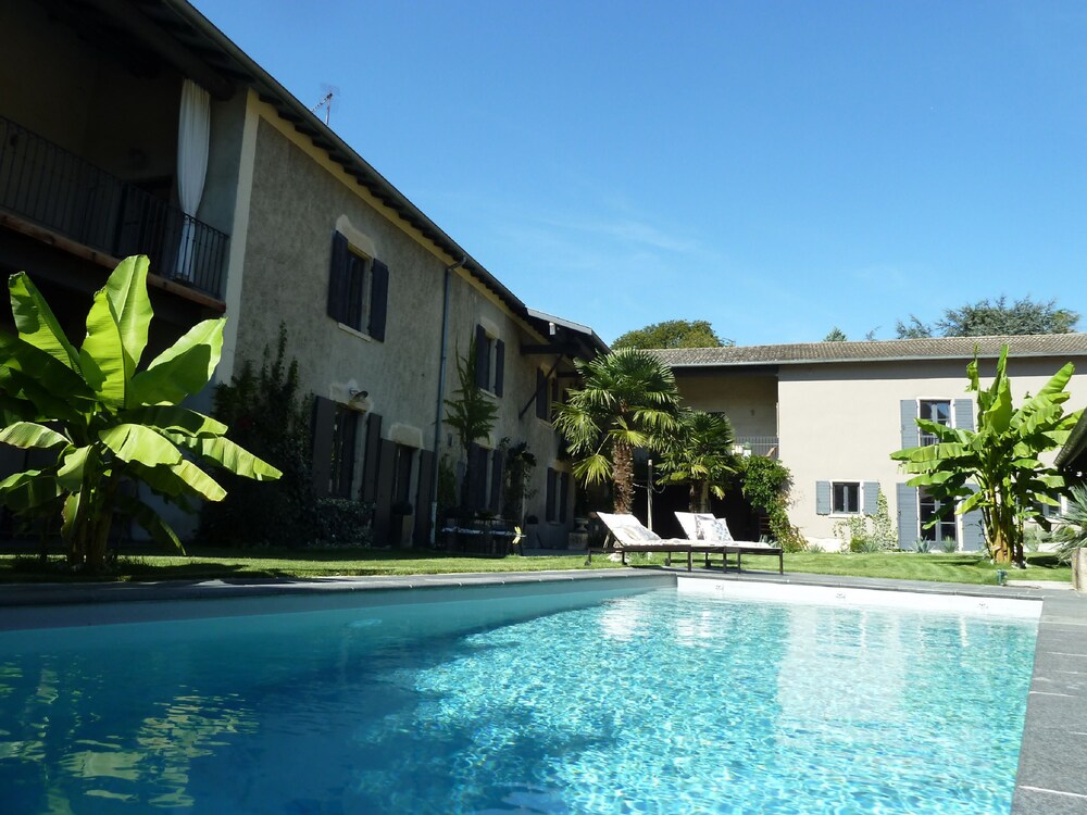 Lyon Faubourg - carbon neutral hotel in Saint-Priest