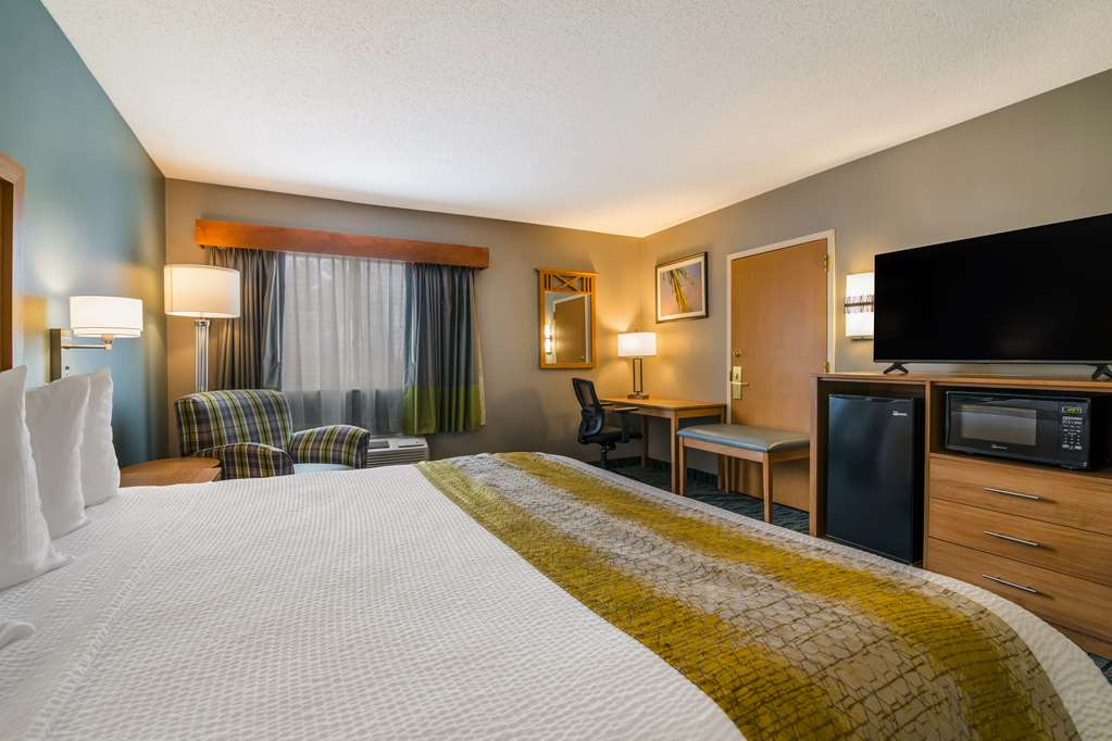Best Western PLUS Executive Court Inn & Conference Center - photo 42