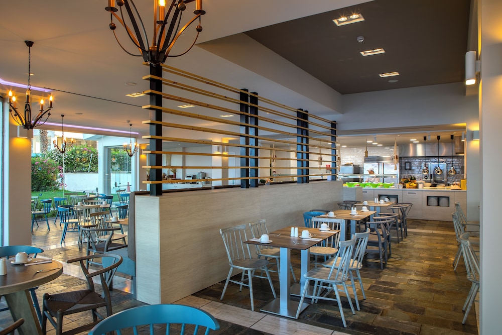 מזון ומשקאות