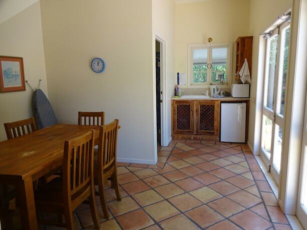Jacaranda Lodge B&B — Springwood — photo 4