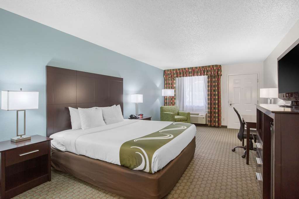 Quality Inn Clute Freeport - photo 10