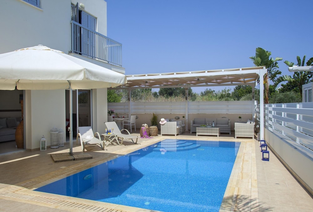 Villa Posidonas 3 in Protaras